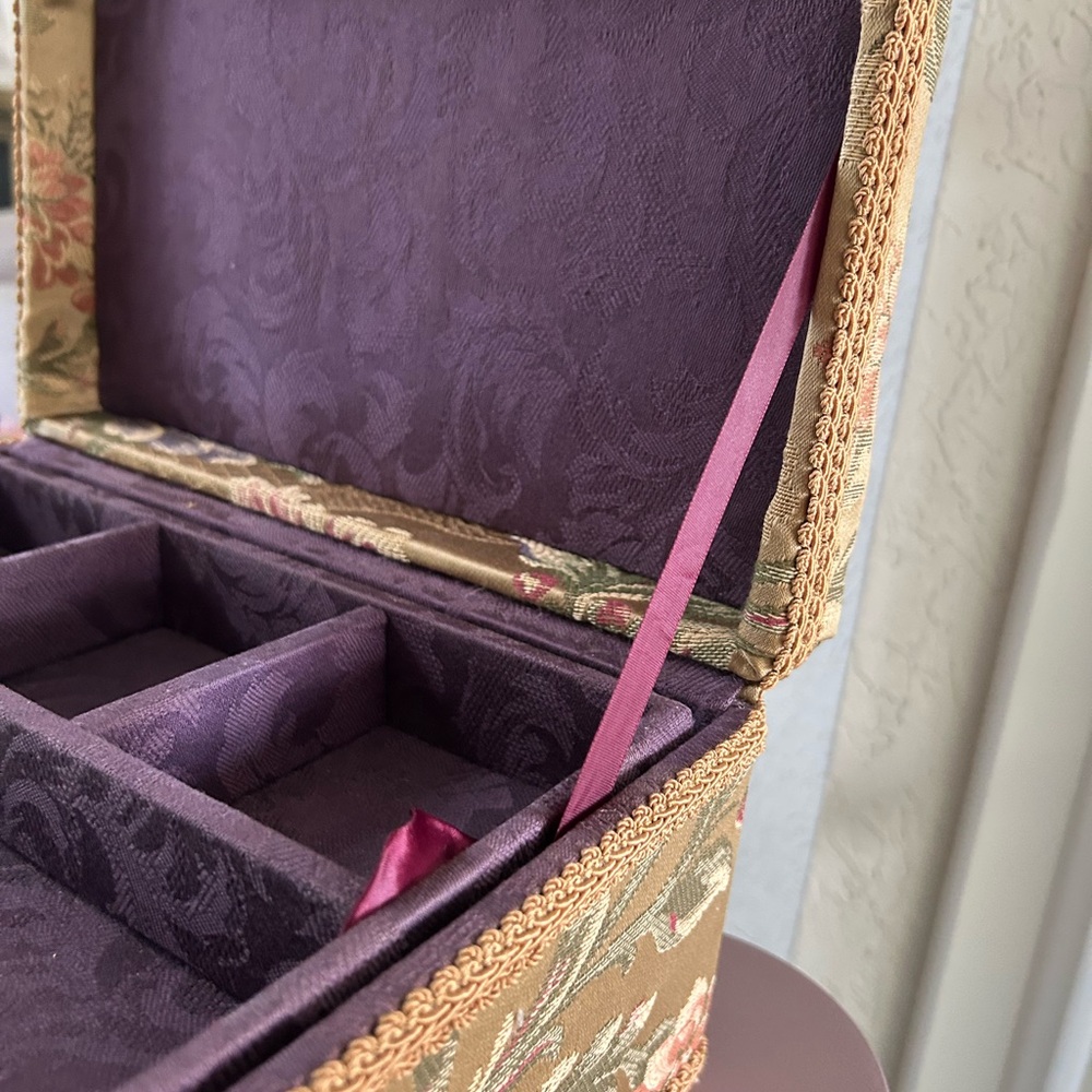 Elegant Purple and Gold Jewelry Box